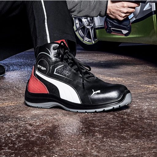 Puma Touring Black Mid S3 Esd Src Munkavédelmi Bakancs